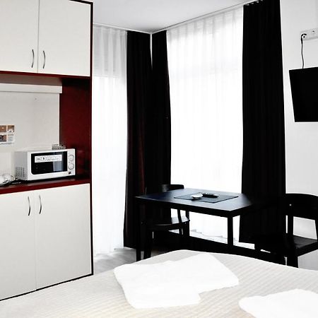 6 Rooms Apartments Berlin Bagian luar foto