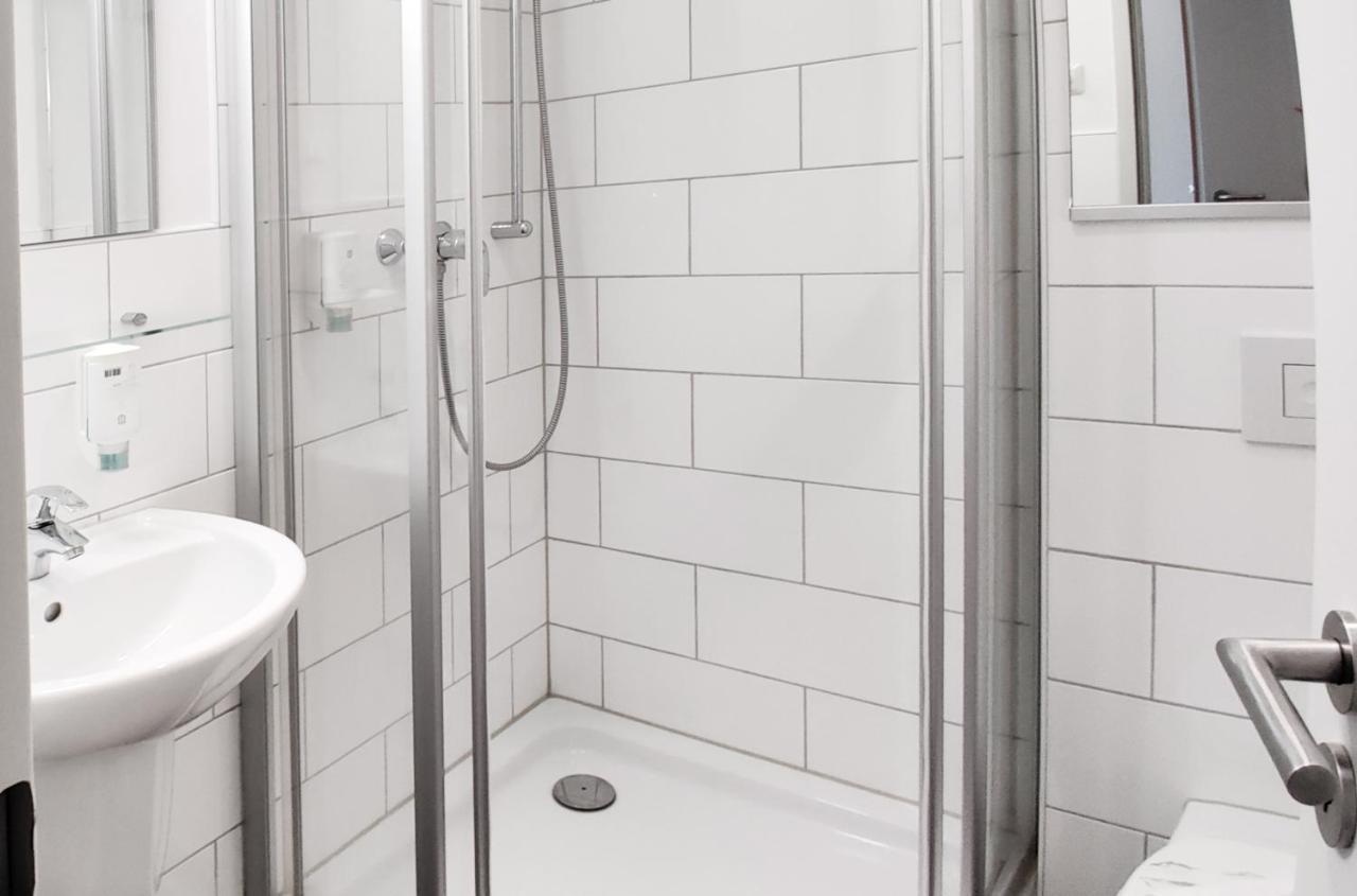 6 Rooms Apartments Berlin Bagian luar foto